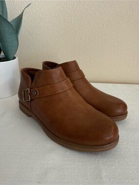 New Dr. Scholl’s Brown Faux Leather Ankle Boots with Buckle